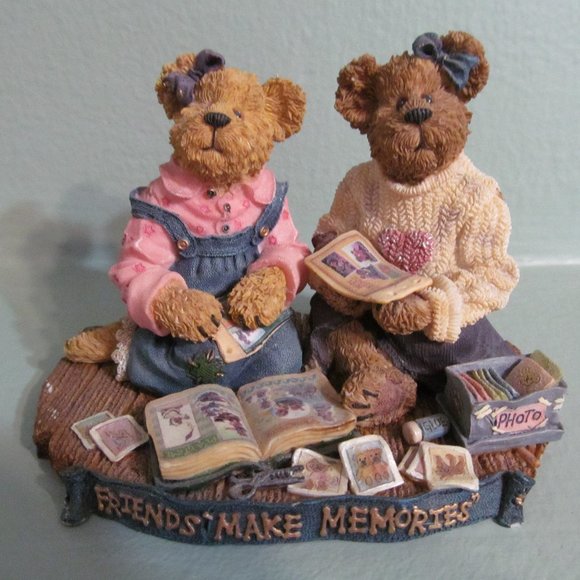 Boyds Bears - Jen and Michelle Scrapbook Friends - Picture 2 of 10